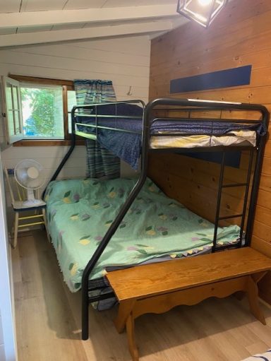 Twin over double bunk